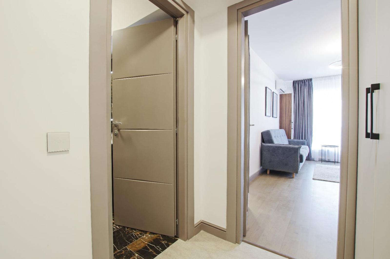 Himson-Brown Apartment Iasi Ngoại thất bức ảnh