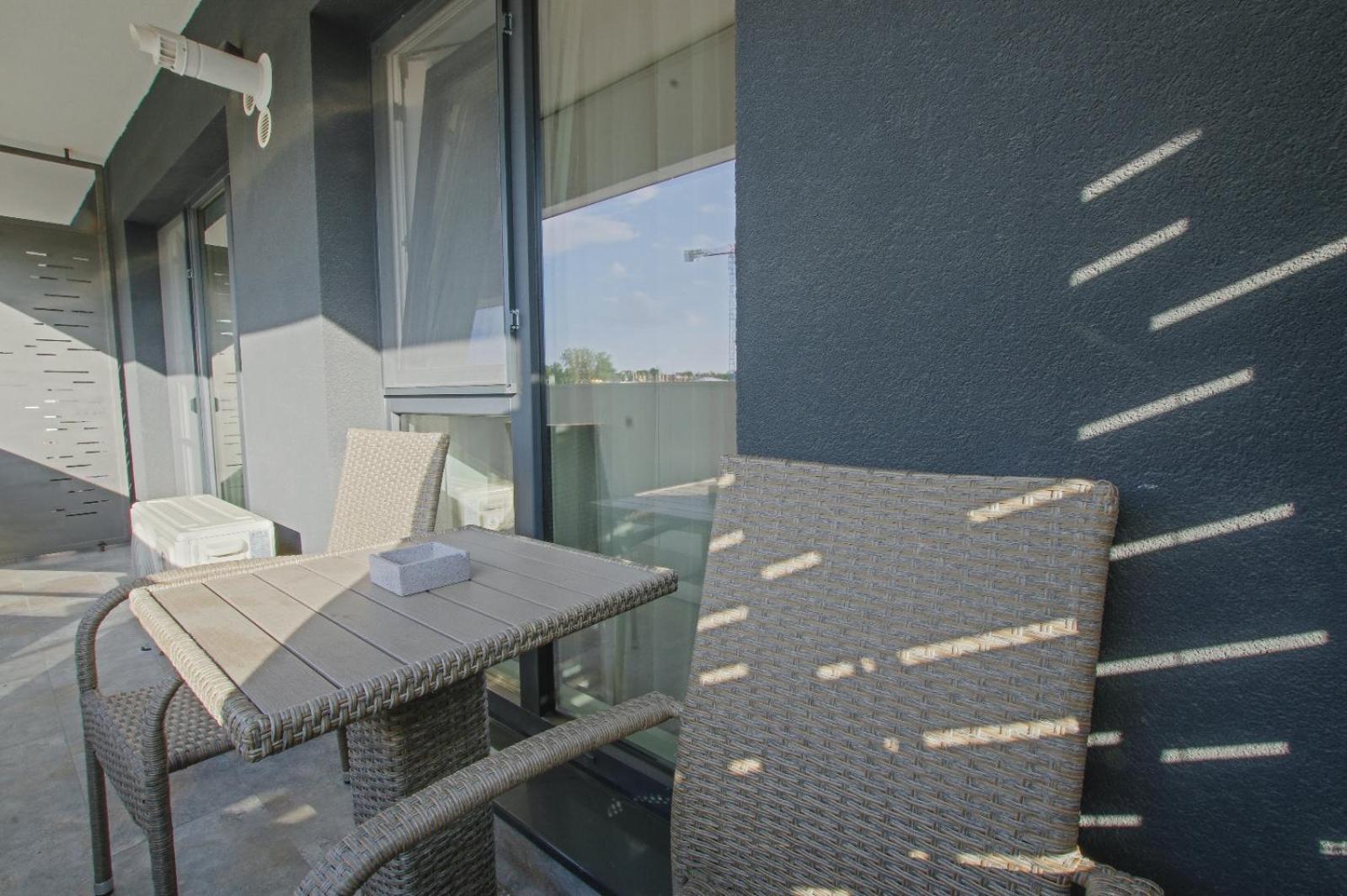 Himson-Brown Apartment Iasi Ngoại thất bức ảnh